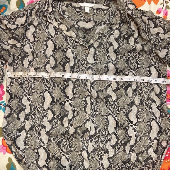 H And M Snake Print Shirt - Picture 5 of 5